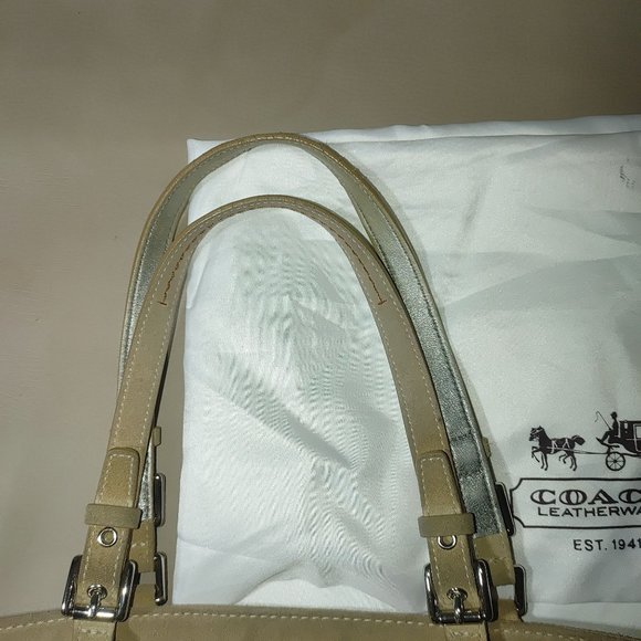 Coach Leatherware Suede Beaded Stripe Beige Tote Bag Dual Handles Zipper Closure - Picture 3 of 14